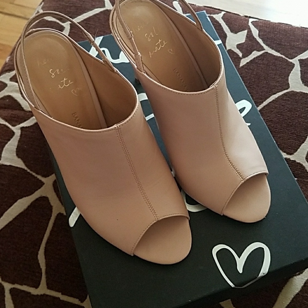 Banana Republic heels worn a few times